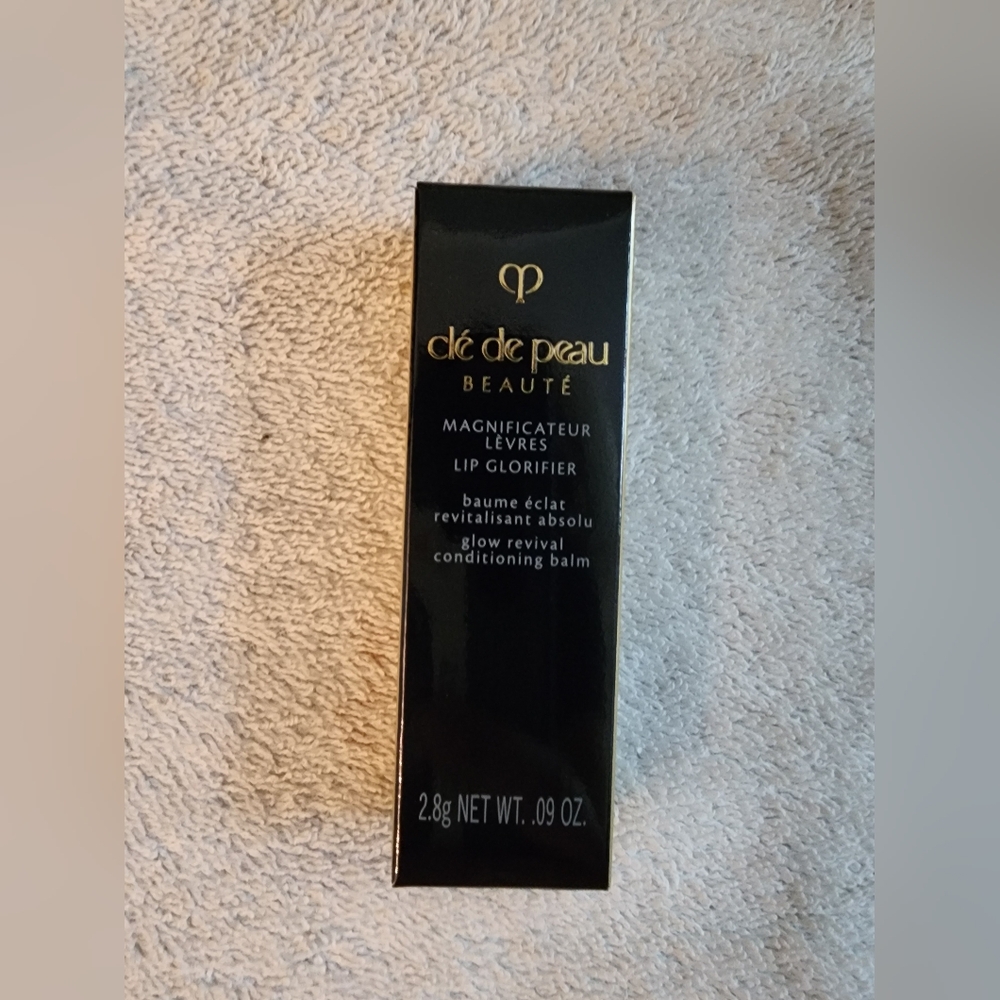 Cle De Peau Lip Glorifier - neutral pink NEW